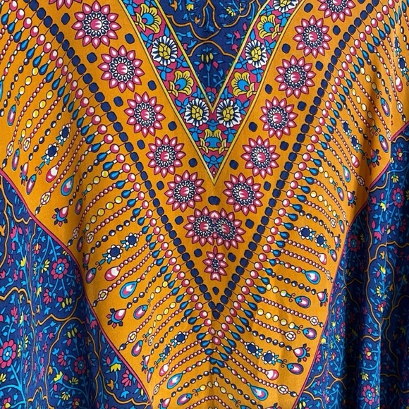 Tolani Silk Poncho Top Size Small - Picture 2 of 4